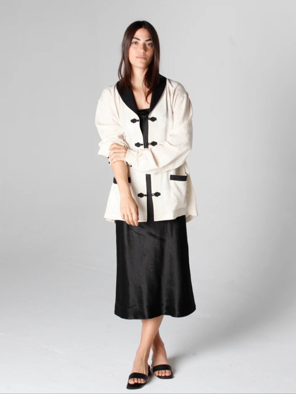 Tombolo The No Smoking Jacket Cream Jacquard  Black Shawl Collar Unisex Size L